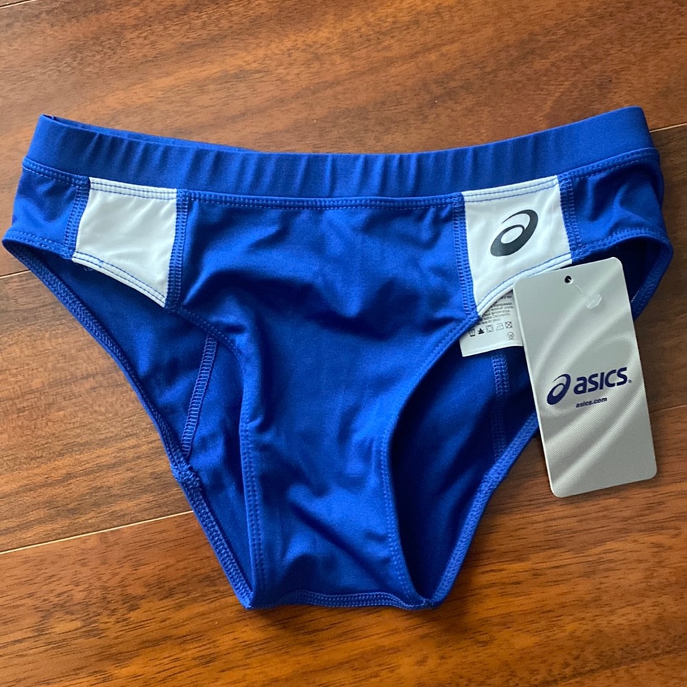 Asics Chaser Running Briefs or Buns